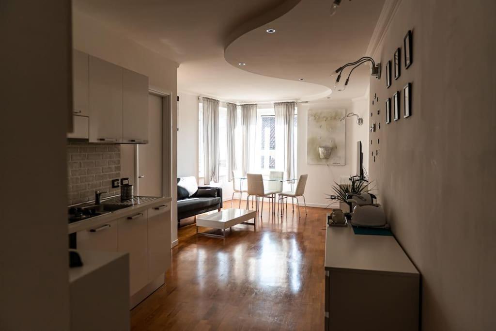 Raffinato Scorcio Sulla Citta Apartment Brescia Exterior photo