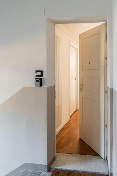Raffinato Scorcio Sulla Citta Apartment Brescia Exterior photo